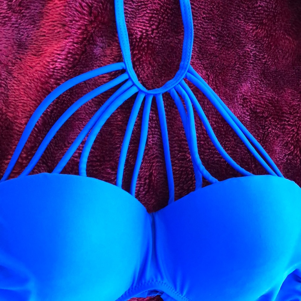 Bikini set - Picture 3 of 3